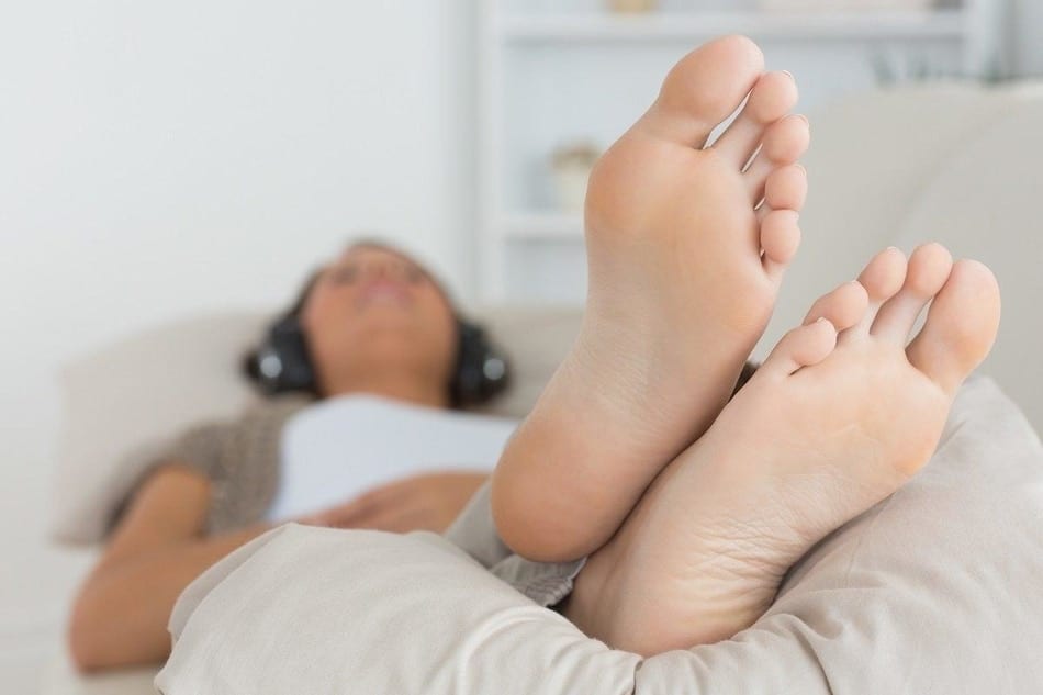 Manage Varicose Vein Pain Method, Leg Elevation
