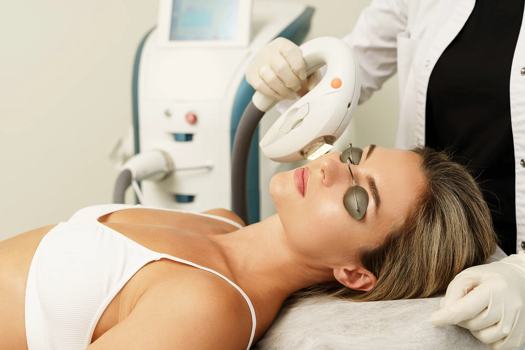 laser ipl face laser ipl on face of patient